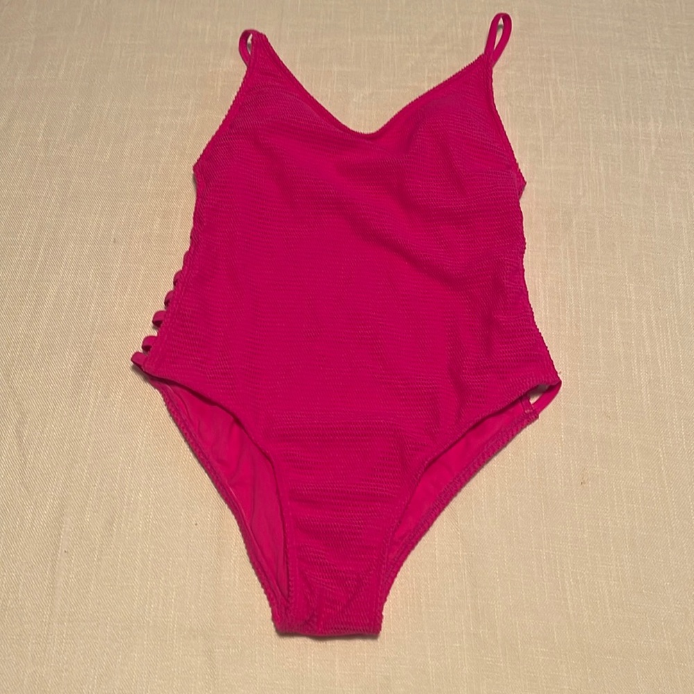 NEW. Size small